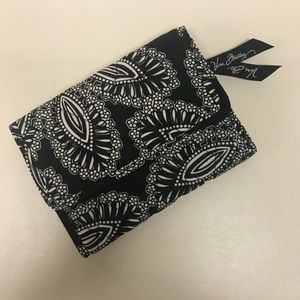 [SOLD] NWT Vera Bradley Euro Wallet